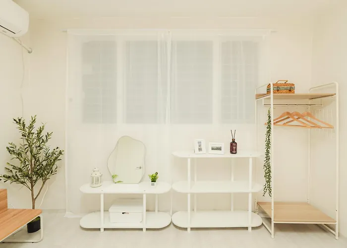 8월특가gangnam, Near Subway, Full Option, 2 Bedrooms, 2 Queen Apartment *