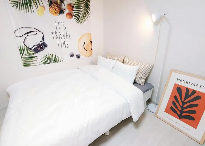 8월특가gangnam, Near Subway, Full Option, 2 Bedrooms, 2 Queen * Seoul